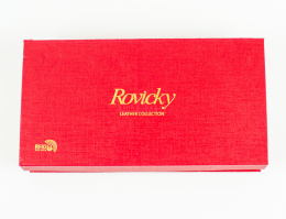 Czerwony elegancki duży damski portfel z błyszczącego materiału w ciekawy wzór ROVICKY - MODA SANOK