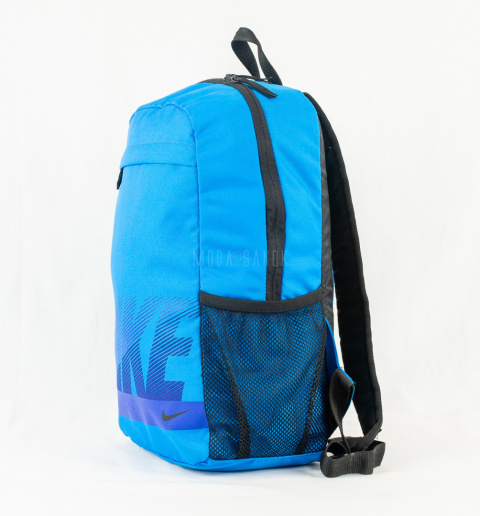 Plecak, sportowy, szkolny, miejski w kolorze niebieskim z logowaniem na przodzie NIKE - MODA SANOK