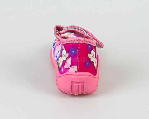 Różowe pantofle z białym kotkiem zapinane na rzepy dla dziewczynki NAZO - MODA SANOK