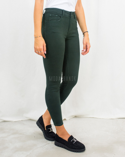 Proste elastyczne przylegające ciemnozielone spodnie push up PINK FASHION DENIM - MODA SANOK