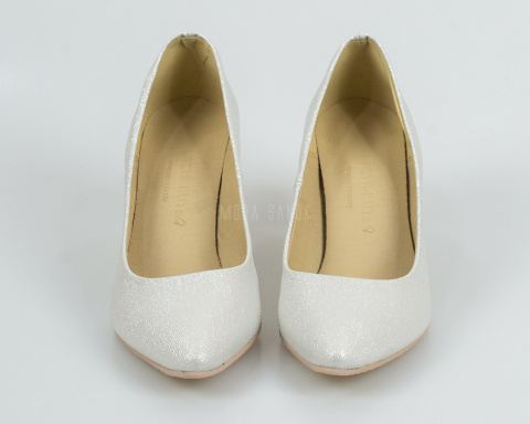 Srebrne połyskujące brokatowe szpilki na niewysokim obcasie na imprezę - MODA SANOK