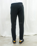 Spodnie VOLCANO męskie klasyczne gładkie w kolorze czarnym ze ściągaczem w pasie - MODA SANOK