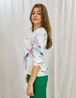 Elegancka biała bluzka z kolorowymi wzorami i rękawami 3/4 WM - MODA SANOK