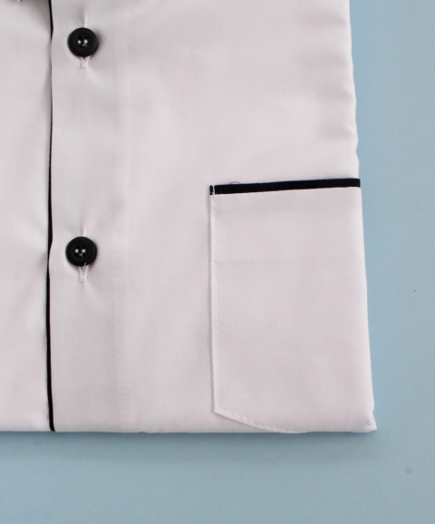 Biała koszula z krótkim rękawem i granatowymi wstawkami MIK - MODA SANOK