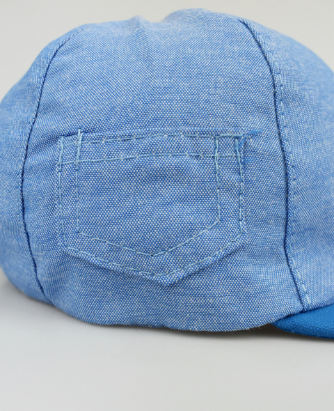 Chłopięca czapka z daszkiem i motywem Batmana w kolorze niebieskim PAN PAN - MODA SANOK