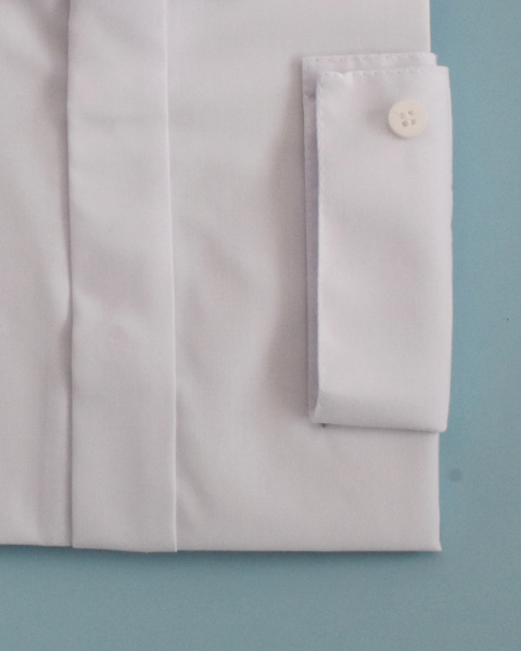 Gładka chłopięca garniturowa koszula z długim rękawem MIK - MODA SANOK