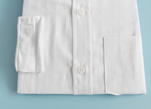 Lniana koszula chłopięca z długim rękawem i kieszonką MIK - MODA SANOK