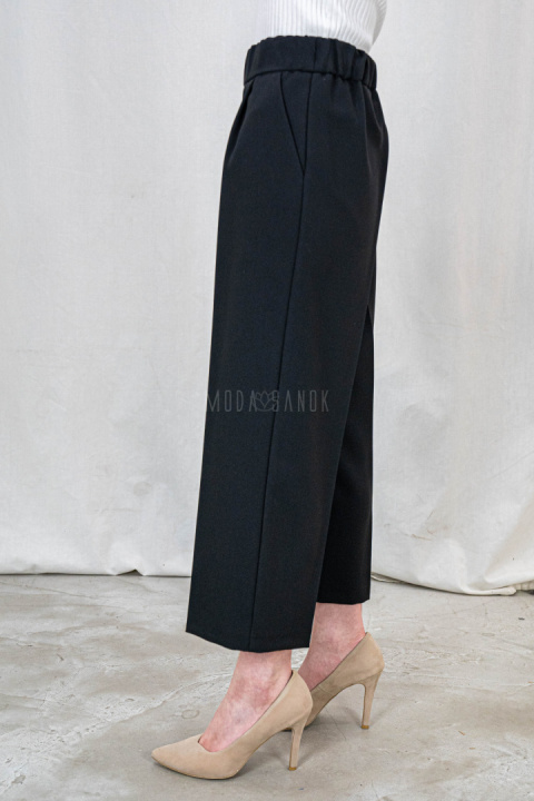 Czarne spodnie kuloty damskie z wysokim stanem i kieszeniami BARTON - MODA SANOK