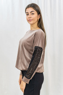 Welurowa damska bluzka z długim rękawem w kolorze brązowym AGATEX - MODA SANOK