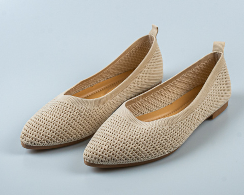 Baleriny w kolorze beżowym damskie ażurowe na płaskiej podeszwie i migdałowym noskiem SEASTAR -MODA SANOK
