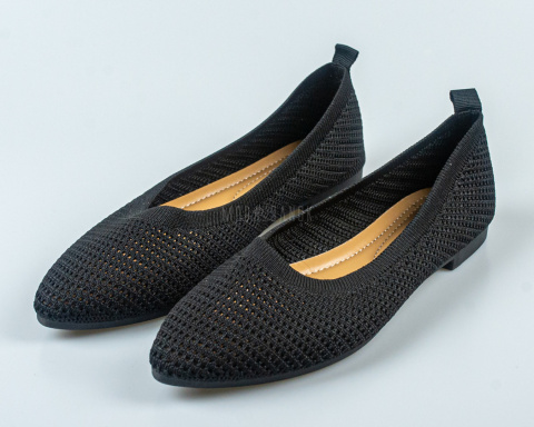 Baleriny w kolorze czarnym damskie ażurowe na płaskiej podeszwie i migdałowym noskiem SEASTAR -MODA SANOK