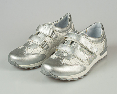 Buty sportowe dziewczęce srebrno- białe na rzepy KORNECKI - MODA SANOK