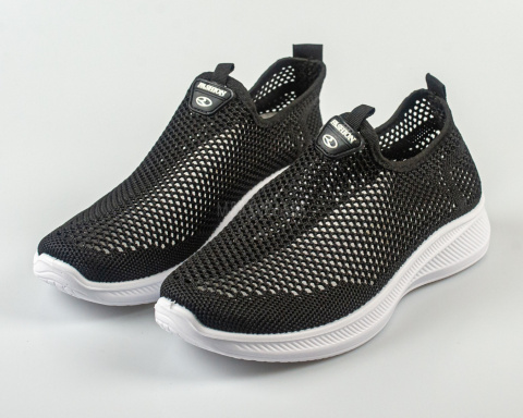 Buty sportowe wsuwane letnie siatkowe tenisówki w kolorze czarnym SEASTAR - MODA SANOK