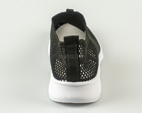 Buty sportowe wsuwane letnie siatkowe tenisówki w kolorze czarnym SEASTAR - MODA SANOK