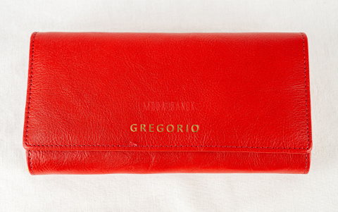 Duży damski skórzany portfel w kolorze czerwonym pojemny na karty - MODA SANOK