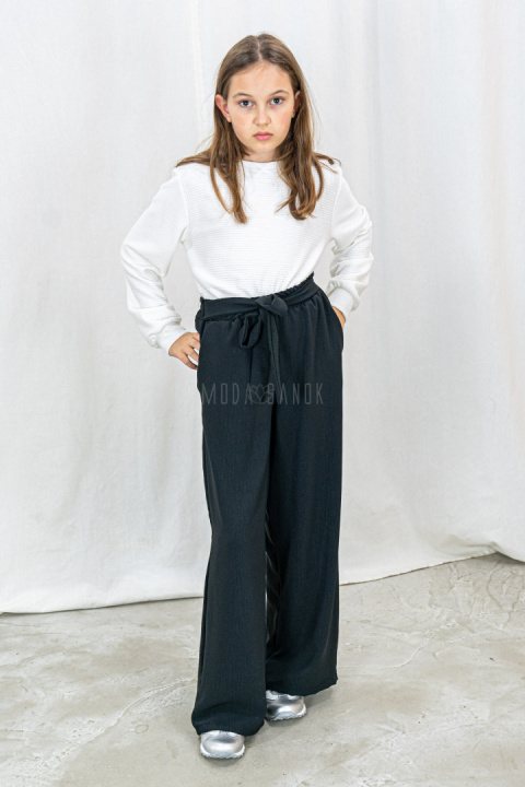 Spodnie dziewczęce kreszowane czarne szerokie ROSANTEX-MODA SANOK