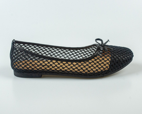 Koronkowe, siateczkowe balerinki damskie w kolorze czarnym z ozdobną kokardką SEASTAR - MODA SANOK