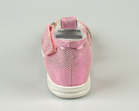 Sandałki dziewczęce różowe zabudowane przody KORNECKI-MODA SANOK