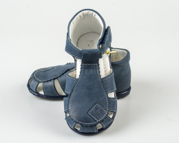 Sandały chłopięce zabudowane skórzane EMEL-MODA SANOK
