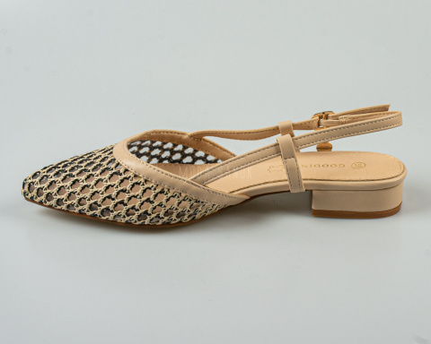 Sandały, czółenka damskie z ażurowy zdobieniem w kolorze beżowym z odkrytą piętą GOODIN-MODA SANOK
