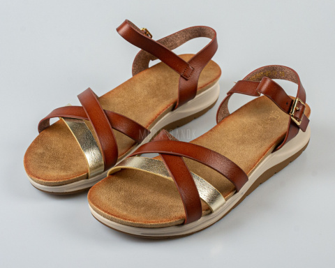 Sandały damskie brązowe na delikatnej platformie, lekkie i wygodne Evento - MODA SANOK