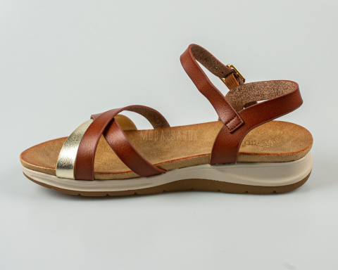 Sandały damskie brązowe na delikatnej platformie, lekkie i wygodne Evento - MODA SANOK