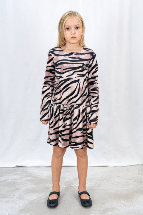 Sukienka welurowa z długim rękawem dla dziewczynki DONATA-MODA SANOK