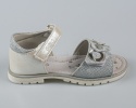 Srebrne sandały dziewczęce z zabudowaną piętą GELTEO - MODA SANOK
