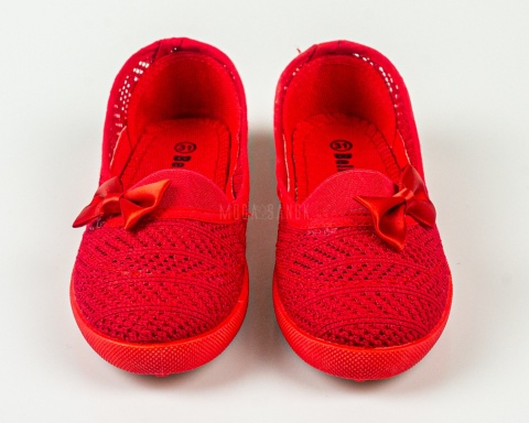 Czerwone ażurowe tenisówki wsuwane dziewczęce ozdobione kokardką BELLA PARIS - MODA SANOK