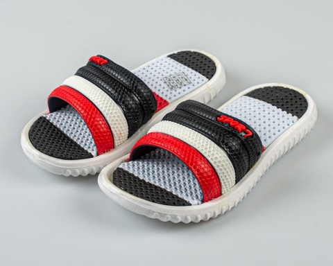 Dziecięce kolorowe klapki na basen - MODA SANOK