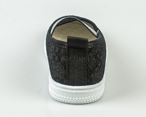 Dziewczęce trampki wsuwane czarne lekkie z gumką - MODA SANOK