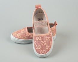 Dziewczęce trampki wsuwane w odcieniu różu lekkie z gumką - MODA SANOK