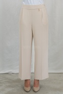 Eleganckie jasno beżowe spodnie damskie BARTON proste lejące w kant z gumą w pasie - MODA SANOK