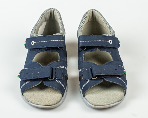 Granatowe chłopięce sandały zapinane na rzepy z zabudowaną piętą KORNECKI - MODA SANOK