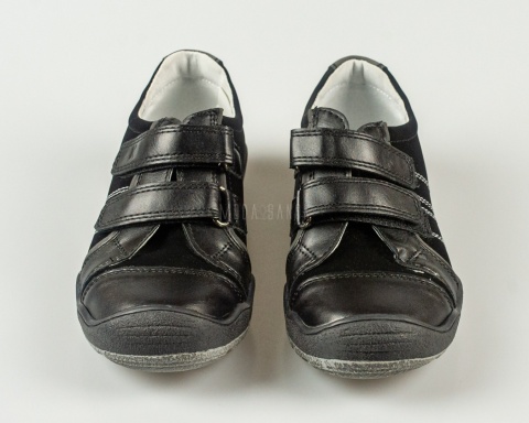 Półbuty chłopięce czarne na rzepy KORNECKI - MODA SANOK