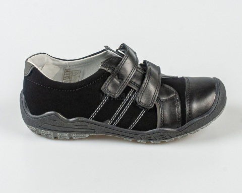 Półbuty chłopięce czarne na rzepy KORNECKI - MODA SANOK