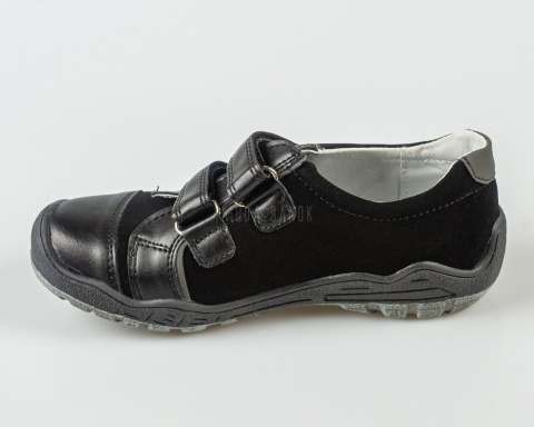 Półbuty chłopięce czarne na rzepy KORNECKI - MODA SANOK