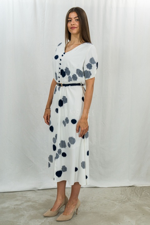 Wizytowa sukienka koktajlowa midi biała w granatowe koła MADAME - MODA SANOK