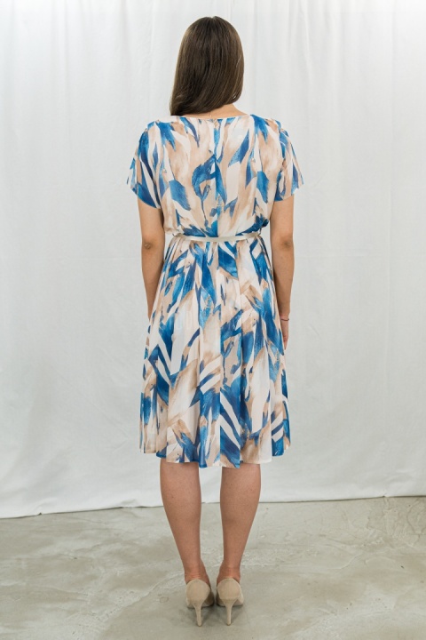 Elegancka wizytowa rozkloszowana kobieca sukienka za kolano, krótki rękaw z dekolem w literk V  NELLA- MODA SANOK