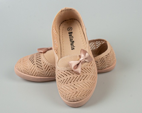 Różowe ażurowe tenisówki wsuwane dziewczęce ozdobione kokardką BELLA PARIS - MODA SANOK