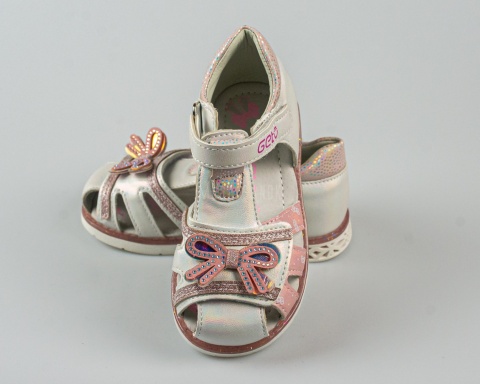 Sandały dla dziewczynki zabudowane srebrno-różowe z kokardką GETO - MODA SANOK