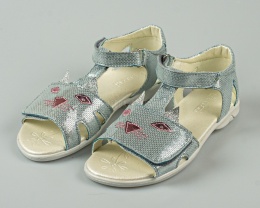 Sandały dziewczęce błękitne z motywem kotka KORNECKI- MODA SANOK