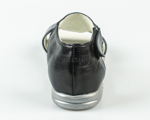 Sandały dziewczęce czarne z zabudowaną piętą KORNECKI - MODA SANOK