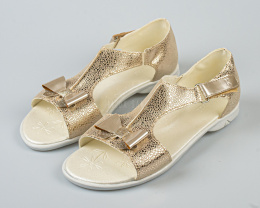 Sandały dziewczęce złote z kokardką zapinane na rzep KORNECKI-MODA SANOK
