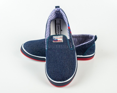 Tenisówki chłopięce wsuwane granatowe lekkie BADOXX - MODA SANOK