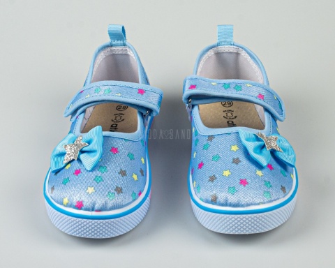 Tenisówki dla dziewczynki niebieskie w kolorowe gwiazdki z kokardką z boku zapinane na rzep ATLETICO-MODA SANOK