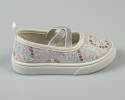 Tenisówki dziecięce białe wsuwane z gumeczkami ozdobione cekinkami - MODA SANOK