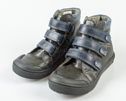 Trzewiki chłopięce nieocieplane czarne na rzepy KORNECKI - MODA SANOK