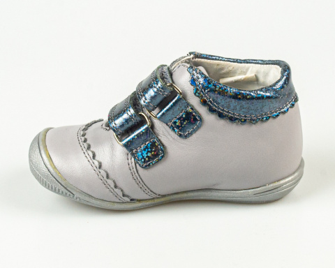 Trzewiki dziewczęce jasna popiel skórzane zapinane na rzepy KORNECKI - MODA SANOK