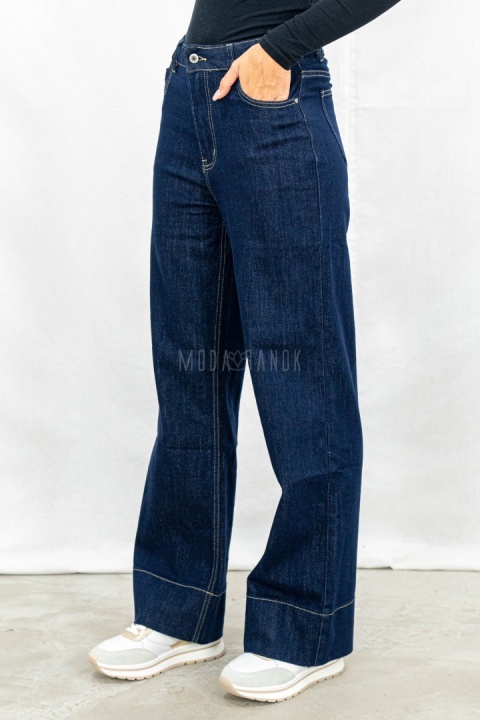 Damskie jeansowe spodnie z prostą szeroką nogawką w kolorze ciemnego granatu - MODA SANOK